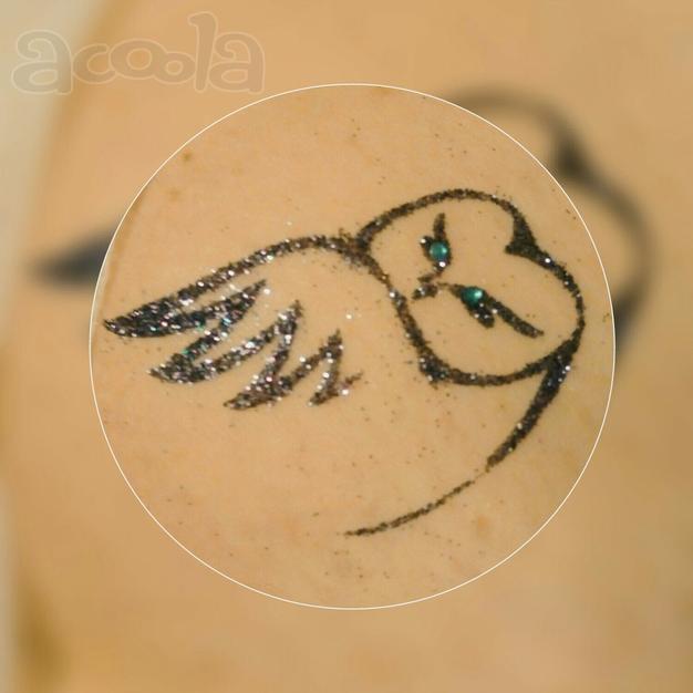 Услуги шугаринга и бикини-дизайна